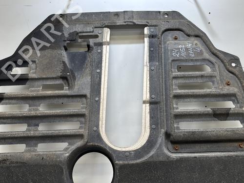 Used Underbody protection Underbody protection 37344749 37344749