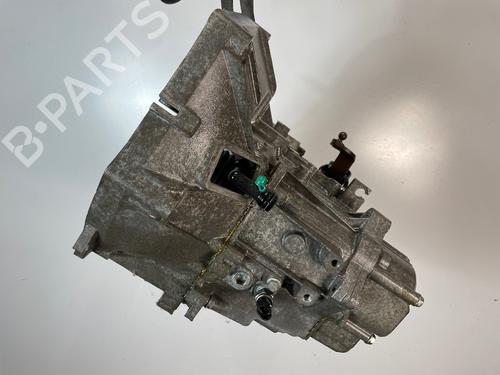 gearbox-fiat-tipo-hatchback-356_-357_-2016-37313438 main image