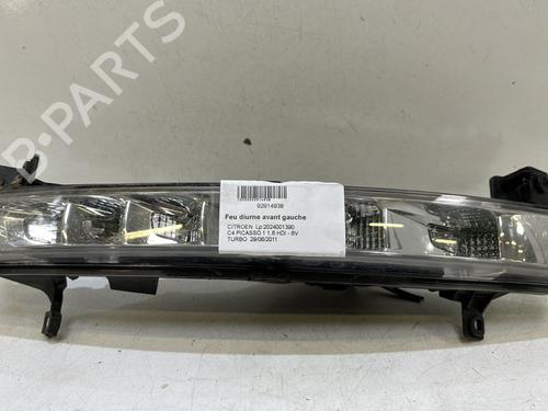 Used Left daytime light Left daytime light 37324940 37324940