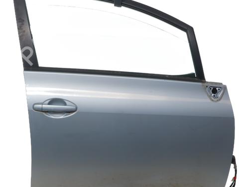 Dør høyre foran Dør høyre foran TOYOTA AURIS (_E15_) 2.0 D-4D (ADE150_, ADE150R) (126 hp) 37531741 37531741