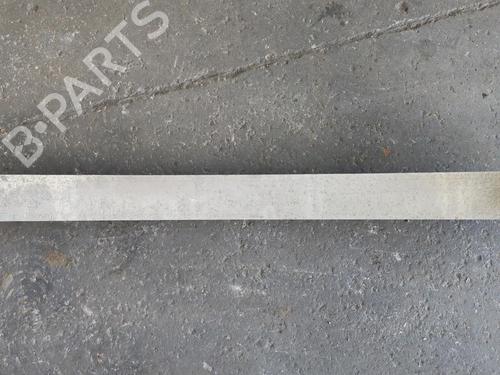 Used Rear bumper reinforcement Rear bumper reinforcement 37617042 37617042