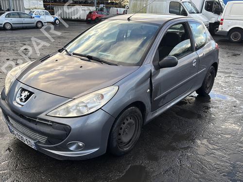 Fuse box PEUGEOT 206+ (2L_, 2M_) 1.4 HDi eco 70 | BP37330267E1  - Image 13