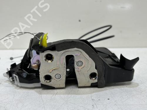 Serratura anteriore sinistra Serratura anteriore sinistra TOYOTA YARIS (_P13_) 1.5 (NSP131_) (112 hp) 37322981 37322981