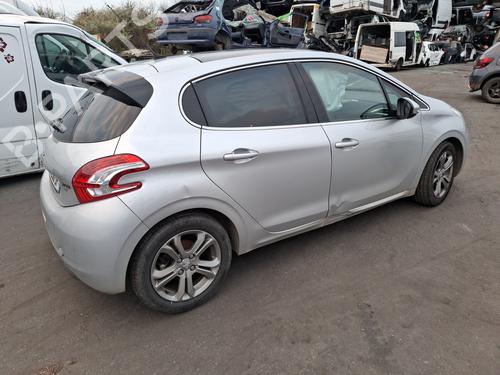 Electronic module PEUGEOT 208 I (CA_, CC_) 1.6 HDi | BP37451850M83  - Image 9