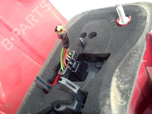 Right taillight PEUGEOT 1007 (KM_) 1.4 HDi | BP37307416C35 - Image 3
