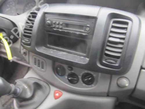 Front right lock RENAULT TRAFIC II Van (FL) 2.0 dCi 90 (FL0H, FL00, FL01, FL0M, FL0P, FL0S) | BP37299892C97 - Image 5