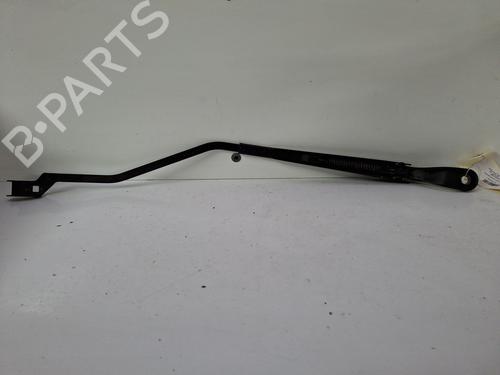 front-windshield-wiper-arm-renault-captur-ii-hf_-2020-37753829 main image