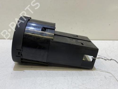 Headlight switch AUDI A4 B7 Avant (8ED) | BP37320776I24 - Image 2