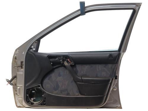 Used Right front door Right front door 37615126 37615126