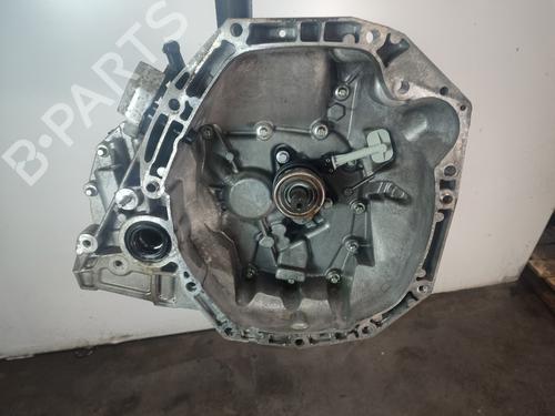 gearbox-renault-captur-i-j5_-h5_-2013-37346486 main image