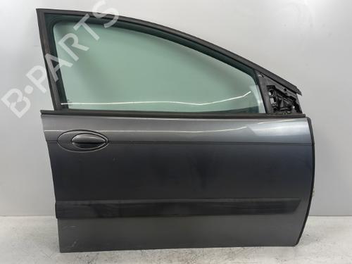 Used Right front door Right front door 37622302 37622302