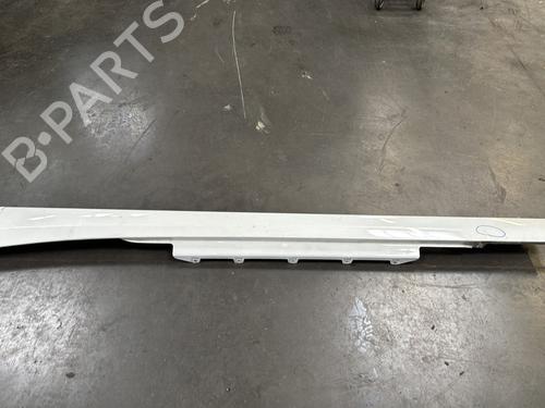 Used Left sideskirt Left sideskirt 37614793 37614793