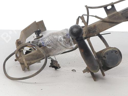 Used Tow ball/Mechanism Tow ball/Mechanism 38560889 38560889