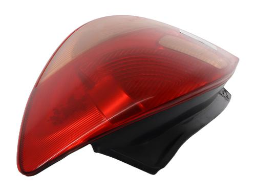 right-taillight-toyota-corolla-verso-_e12_-2001-2002-2003-2004-2005-2006-2007-37333288 main image