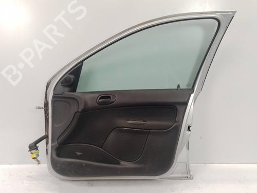 Used Right front door Right front door 37621617 37621617