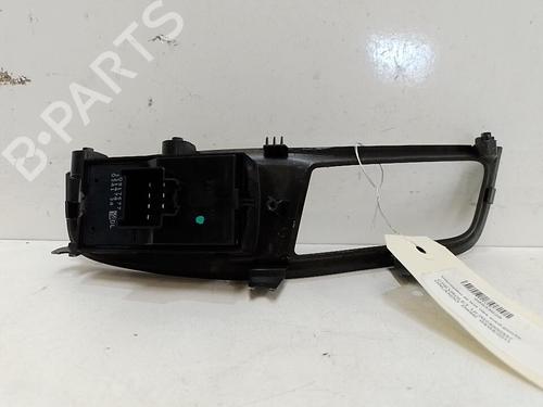 left-front-window-switch-chevrolet-orlando-j309-2010-37314256 main image