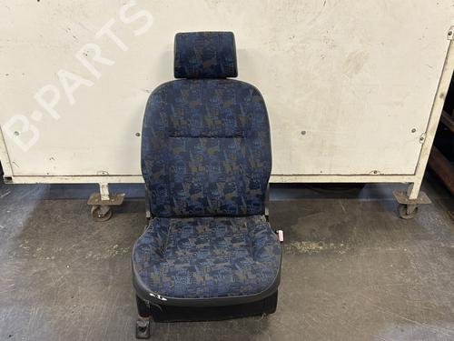 Used Right front seat Right front seat 37615696 37615696