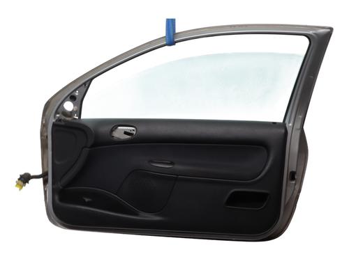 Used Right front door Right front door 37622773 37622773
