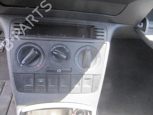 Right front indicator VW POLO (6N2) | BP37304436C33 - Image 9