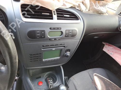 Left front window switch SEAT LEON (1P1) 1.9 TDI | BP37328573I27 - Image 13
