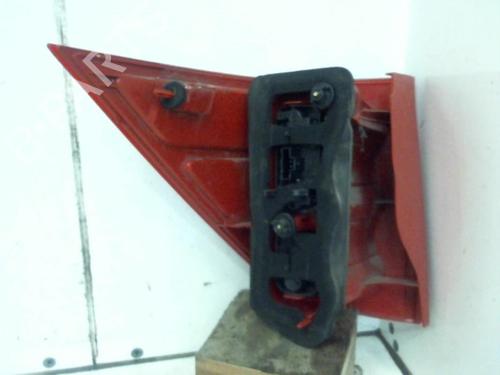 right-taillight-peugeot-1007-km_-2005-37299005 main image