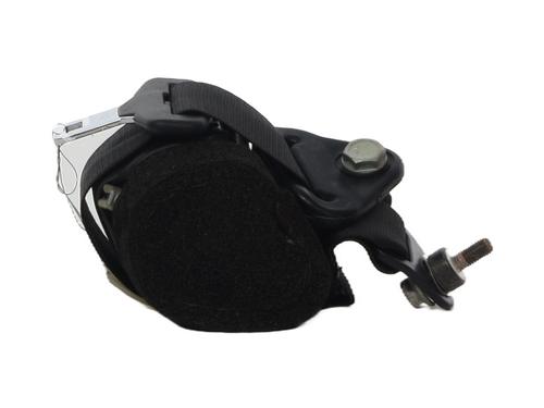 rear-left-seatbelt-fiat-500-312_-2007-37336847 main image