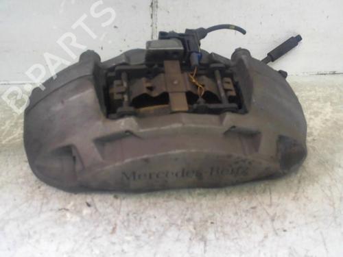 Used Right front brake caliper Right front brake caliper 37304310 37304310
