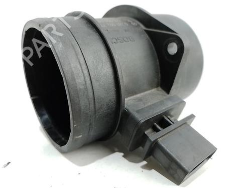 mass-air-flow-sensor-audi-a4-b8-avant-8k5-2007-2008-2009-2010-2011-2012-2013-2014-2015-2016-2017-37313585 main image