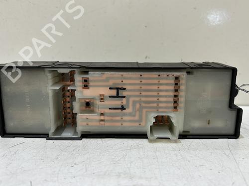 Used Left front window switch Left front window switch 37326831 37326831