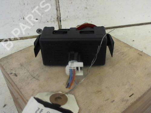 Warning switch RENAULT CLIO III (BR0/1, CR0/1) | BP37295877I22 - Image 2