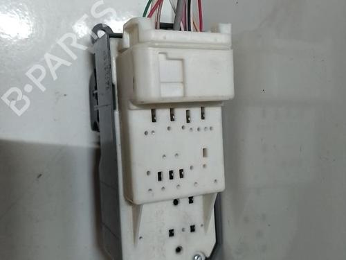 Used Left front window switch Left front window switch 37300811 37300811