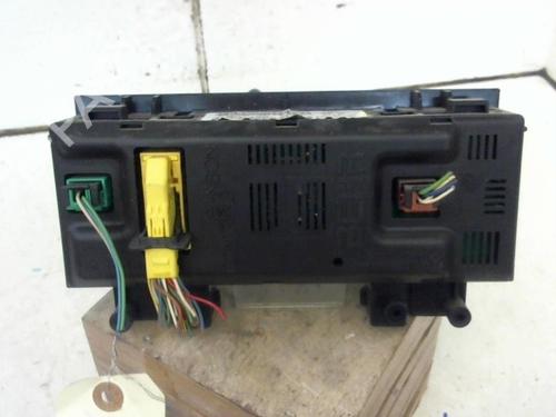 Used Climate control Climate control 37300657 37300657
