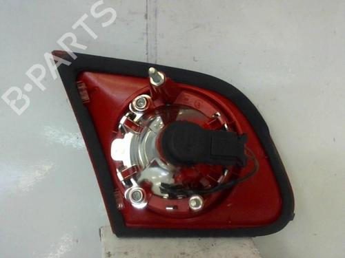 right-tailgate-light-vw-passat-b6-3c2-2005-2006-2007-2008-2009-2010-2011-37302423 main image
