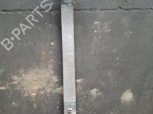 Used Front bumper reinforcement Front bumper reinforcement 37621426 37621426