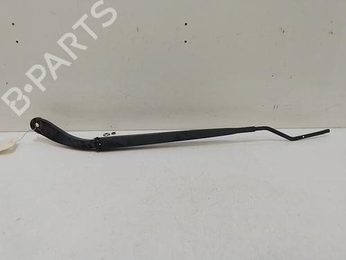 Used Front windshield wiper arm Front windshield wiper arm 37317479 37317479