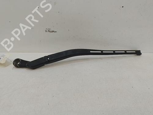Used Front windshield wiper arm Front windshield wiper arm 37312820 37312820