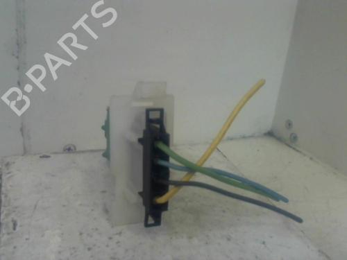 heater-resistor-opel-corsa-c-x01-2000-2001-2002-2003-2004-2005-2006-2007-2008-2009-37302054 main image