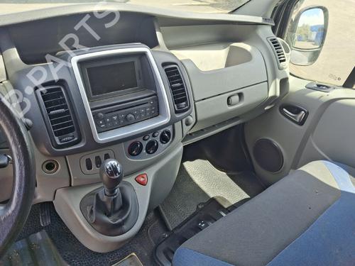 Right front seat RENAULT TRAFIC II Van (FL) 2.0 dCi 90 (FL0H, FL00, FL01, FL0M, FL0P, FL0S) | BP38596660C16 - Image 16