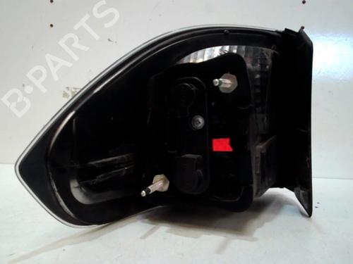 right-taillight-ford-s-max-wa6-2006-2007-2008-2009-2010-2011-2012-2013-2014-37311575 main image