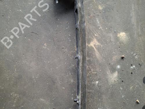 Used Front bumper reinforcement Front bumper reinforcement 37622132 37622132
