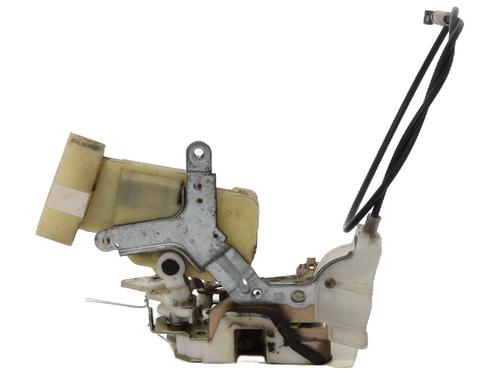 front-right-lock-toyota-yaris-_p1_-1999-2000-2001-2002-2003-2004-2005-37327581 main image
