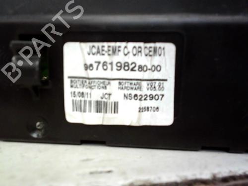 display-monitor-citroen-c4-ii-nc_-2009-37305955 main image