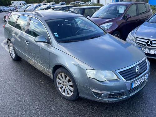 Left front fog light VW PASSAT B6 Variant (3C5) 1.9 TDI | BP37327483C30 - Image 9