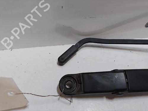 Used Front windshield wiper arm Front windshield wiper arm 37312998 37312998