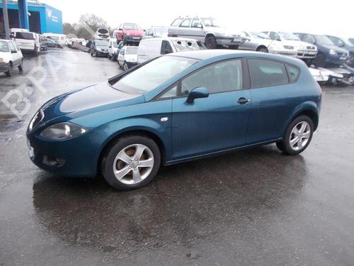 Front wiper motor SEAT LEON (1P1) 1.9 TDI | BP37304080M29  - Image 5