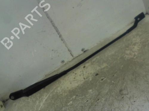 Used Front windshield wiper arm Front windshield wiper arm 37304095 37304095