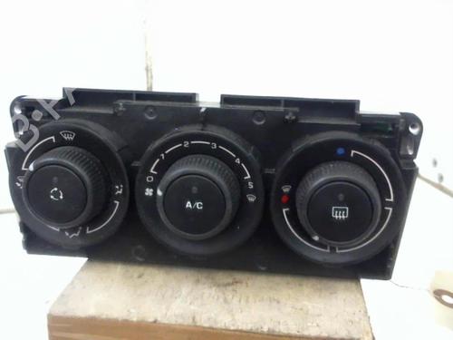 climate-control-peugeot-308-i-4a_-4c_-2007-2008-2009-2010-2011-2012-2013-2014-2015-2016-37300971 main image