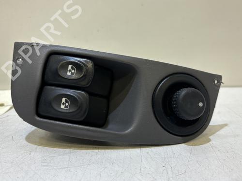 Left front window switch RENAULT MEGANE I Coach (DA0/1_) 1.6 16V (DA0B, DA04, DA11) | BP37325475I27 - Image 3