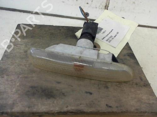 Used Left side indicator Left side indicator 37301174 37301174