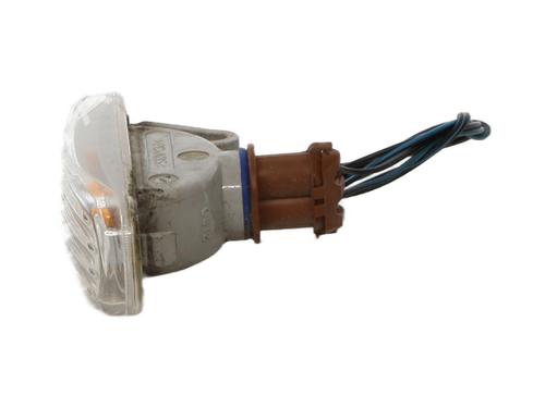 Used Right front indicator Right front indicator 37329192 37329192